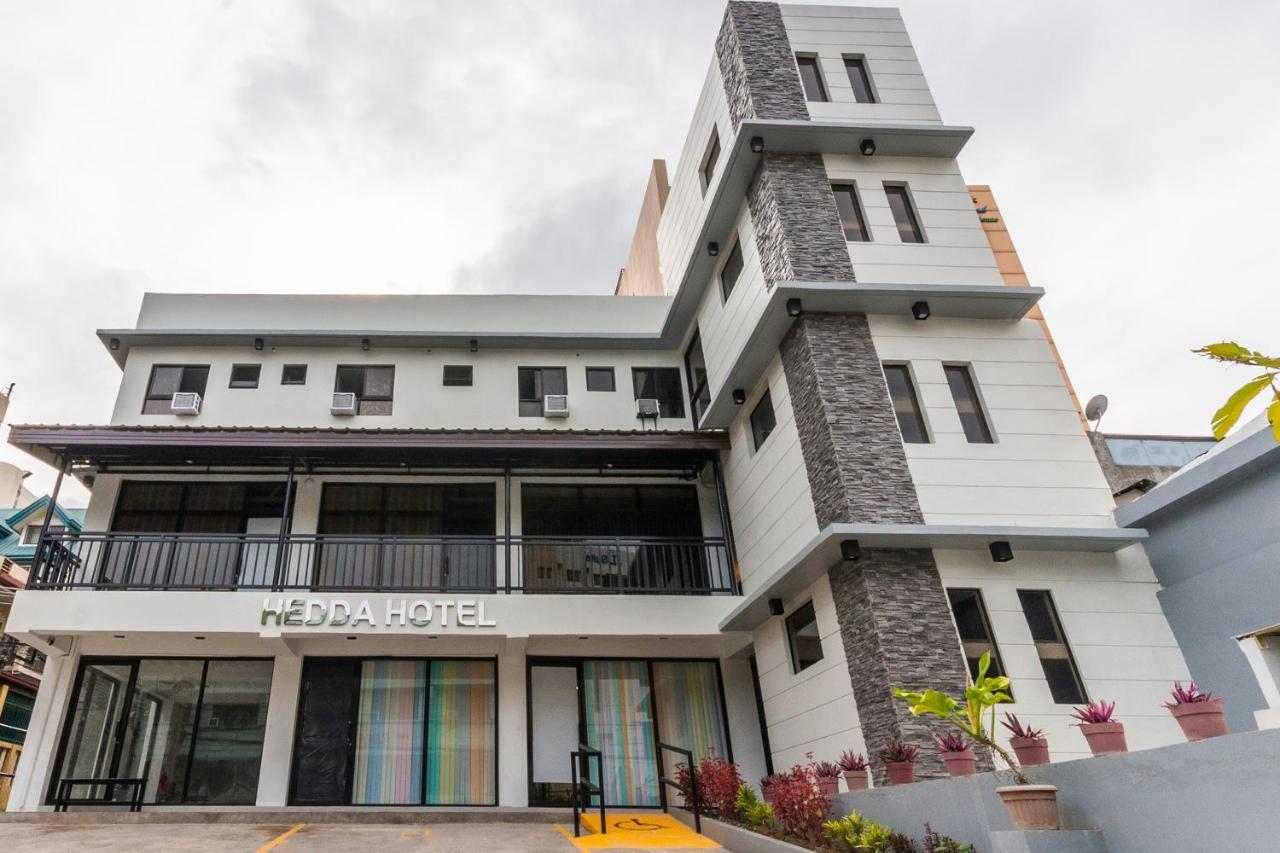 Vaccinated Staff - Oyo 476 Hedda Hotel Cebu Exterior foto
